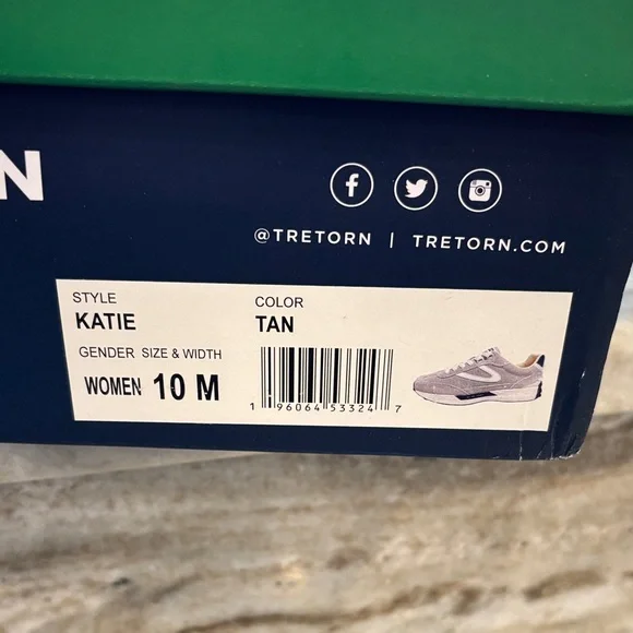 Tretorn Beige and White Athletic Shoes - Picture 9 of 9